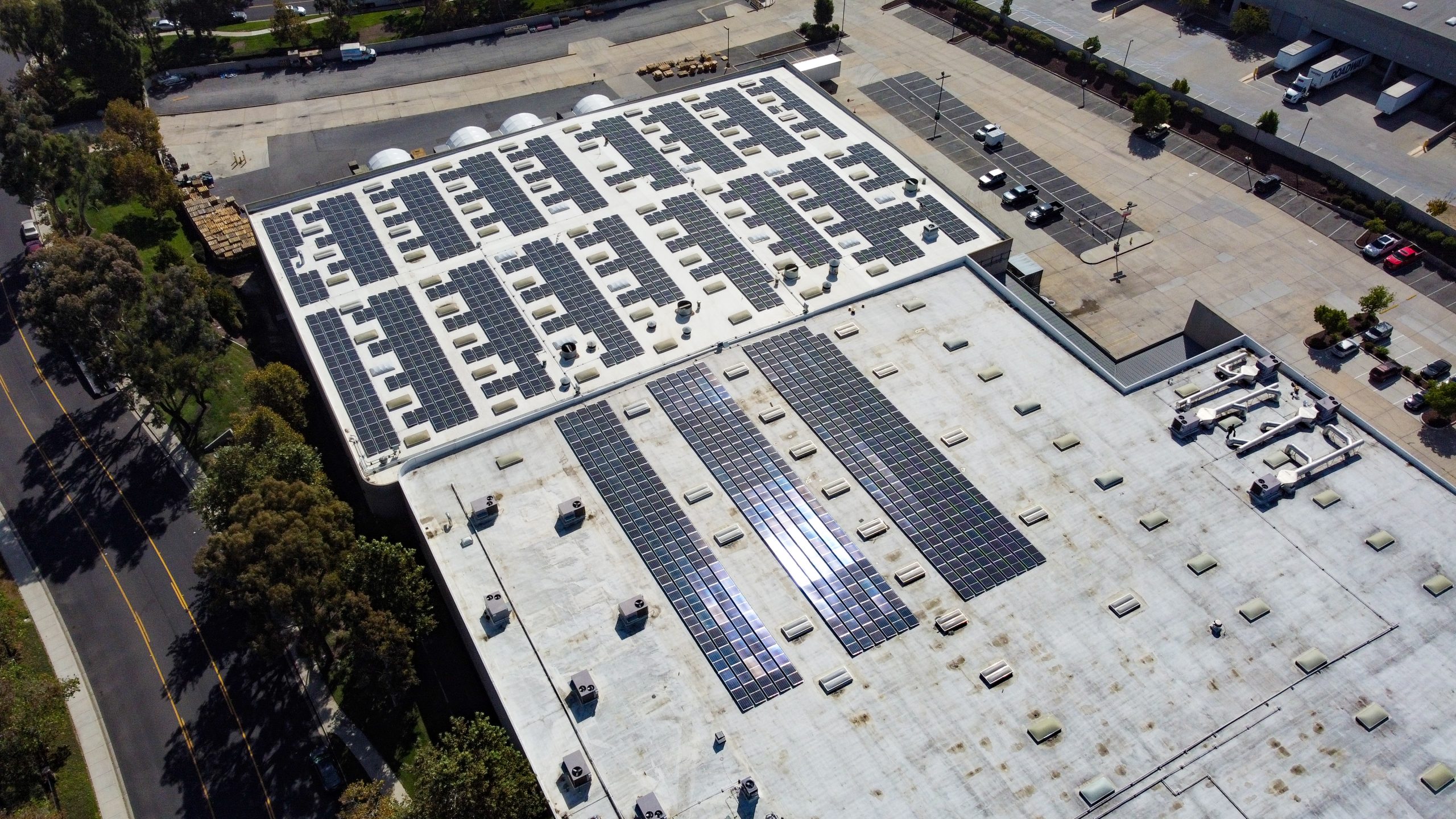 Commercial Real Estate and REIT Roofing