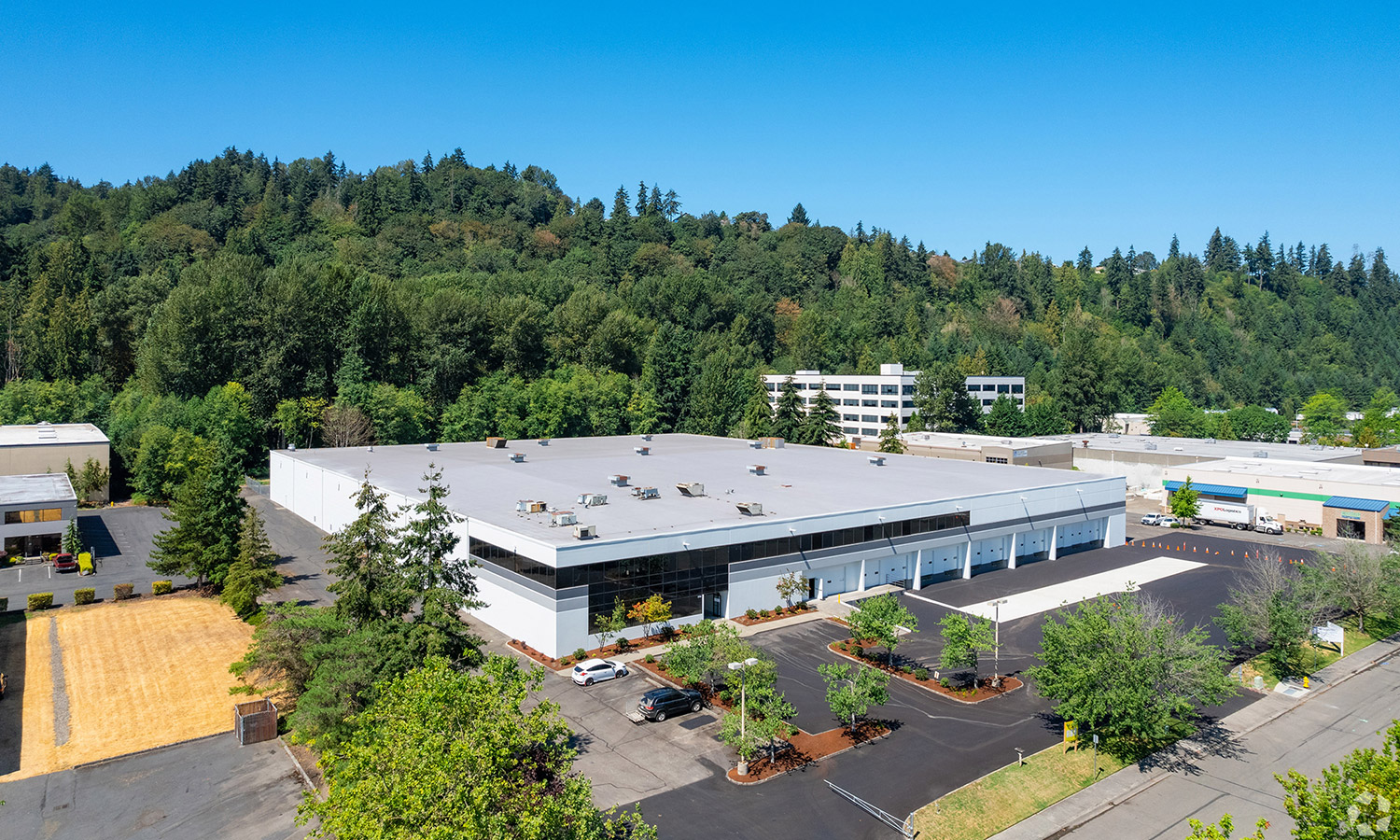 Distribution Center Roofing