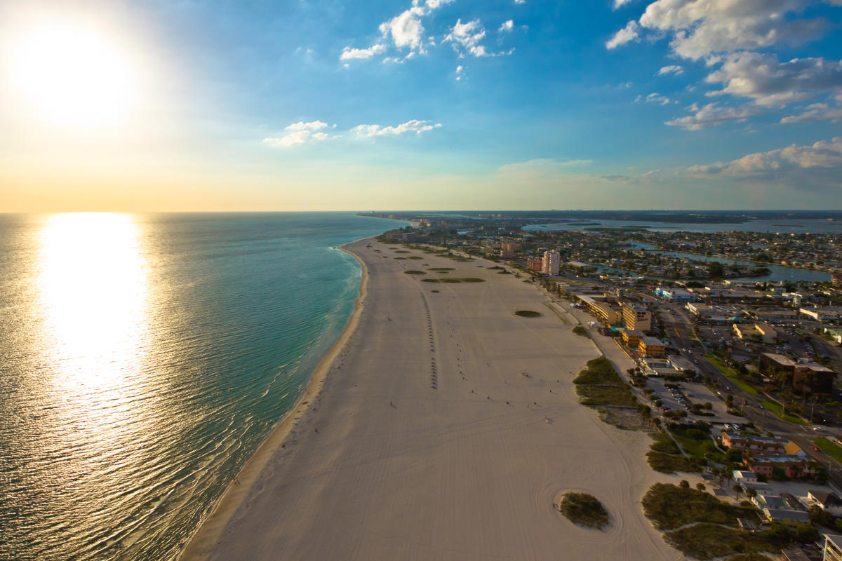 Commercial Roofing Contractors Treasure Island, FL | Local Roofers, FL Commercial Roofing